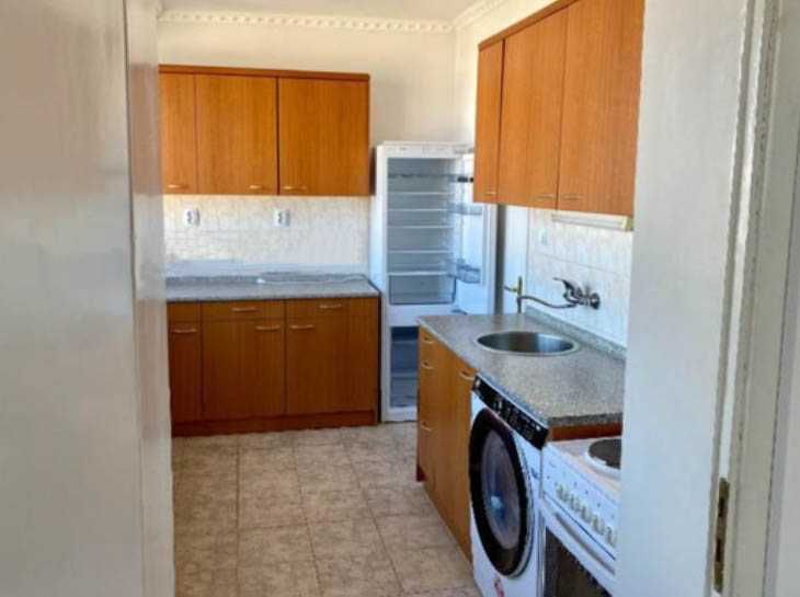 Дава се под наем Многостаен апартамент в София, Изток - 165 кв.м за 996.03 € - Снимка #2