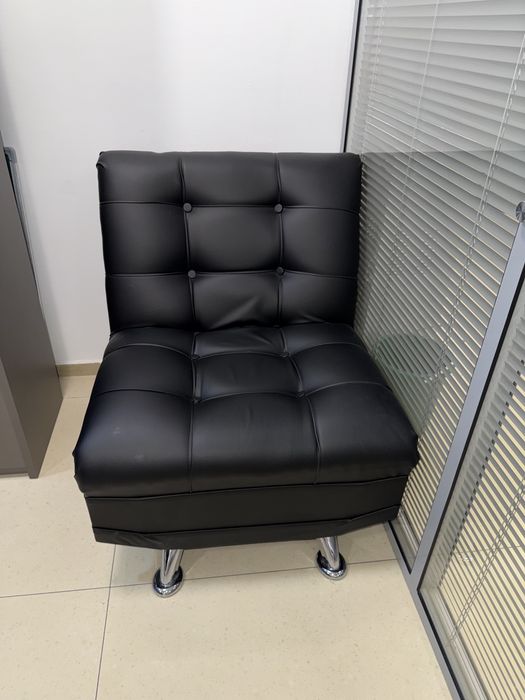 Продам диван + 2 кресла