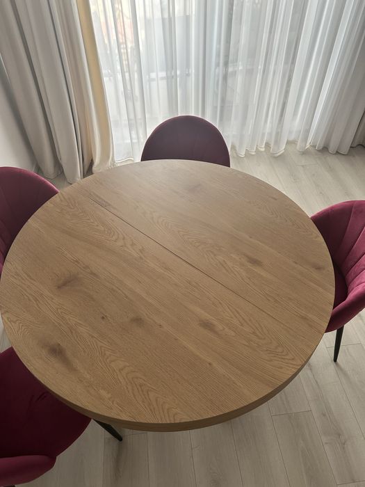 Masă dining lemn masiv extensibilă 120 cm >> 160 cm – modernă, stare impecabilă
