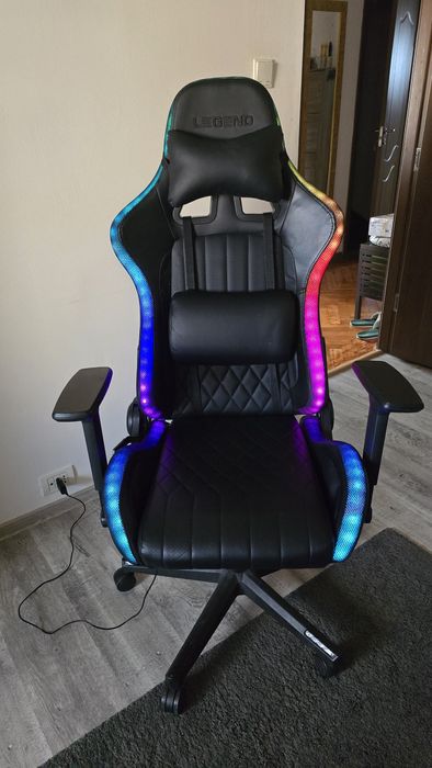 Scaun Gaming Ranum cu LED, Negru