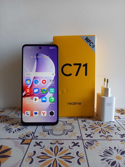 Realme C71 , 6/128, На гарантии.
