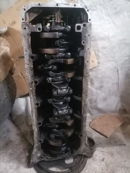 Блок цилиндров Мерседес м103, оъем 3.0