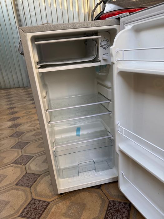 Продам холодильник leadbros