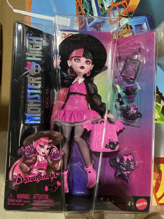 Monster High papusi si accesorii