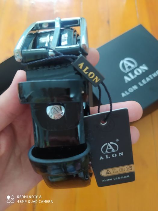 Remen. Erkaklar uchun. Yangi.