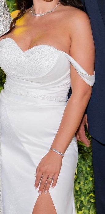 Rochie mireasa corset