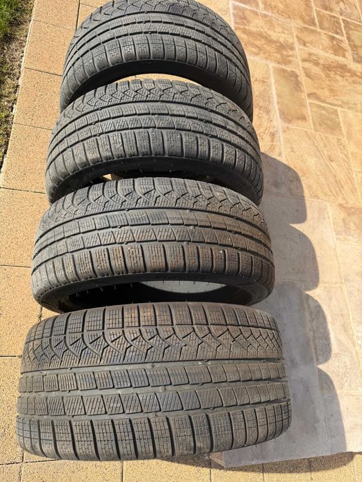 Anvelope iarnă Pirelli P Zero Winter RunFlat BMW 245/40 R19 + 275/35 R19