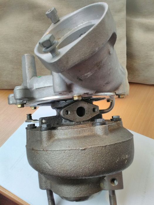 Turbosuflantă motor diesel 2500 cmc