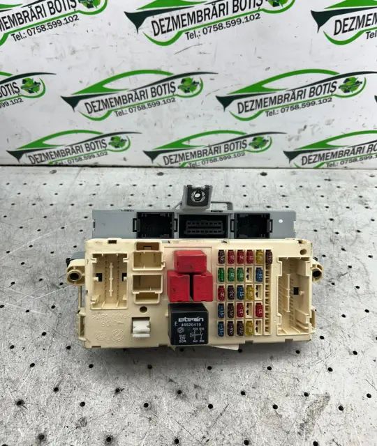 Panou sigurante si relee 51711819 51711819 Fiat Stilo 2005