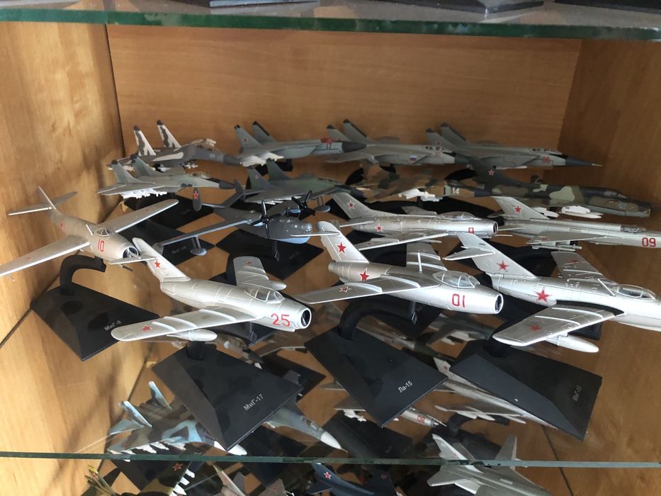 Продам коллекцию самолетов