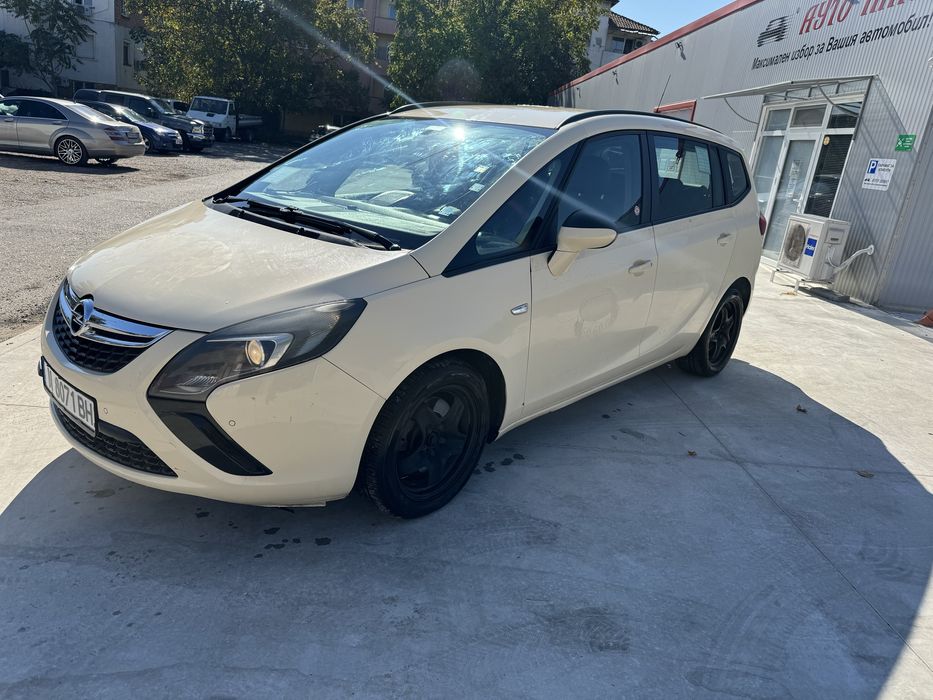 Опел зафира турере 2.0 дизел само на части