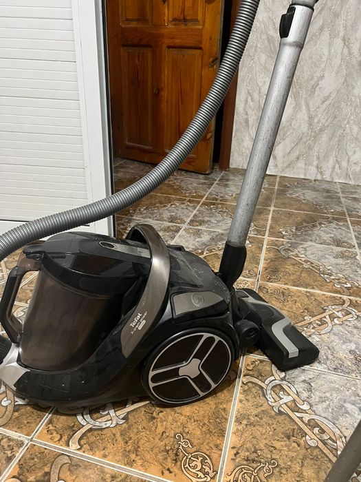 пылесос от Tefal