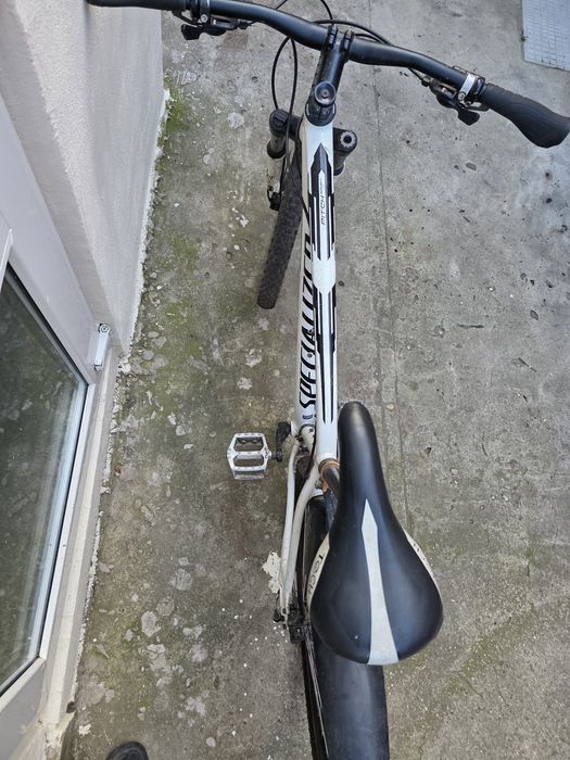 Bicicletă  Mountani Bike Specialized