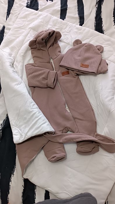 Продам конверт  весна -осень 8000