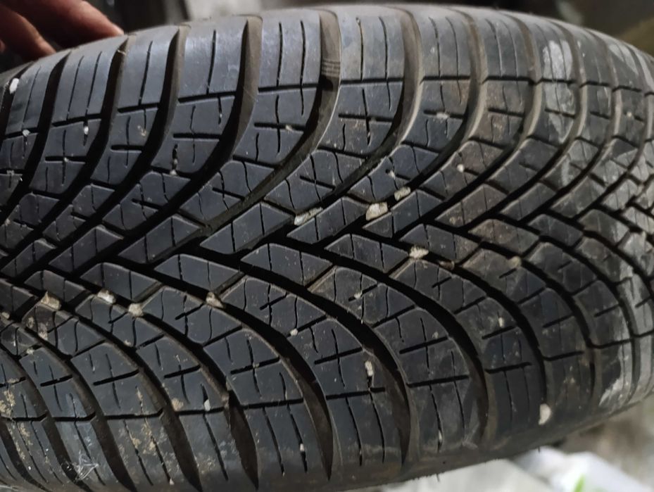 Оригинални лети джанти 15" 5х112 за Mercedes A 180 195/65/15 + 2 все сезонни и 2 зимни гуми
