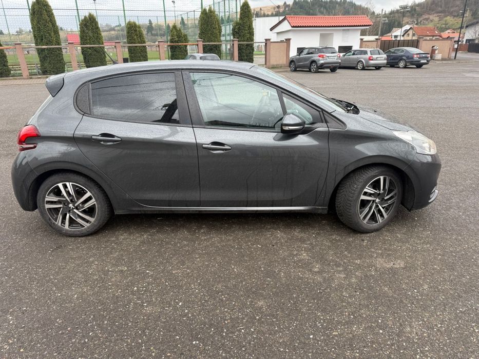 PEUGEOT 208 2015 — imagine 5