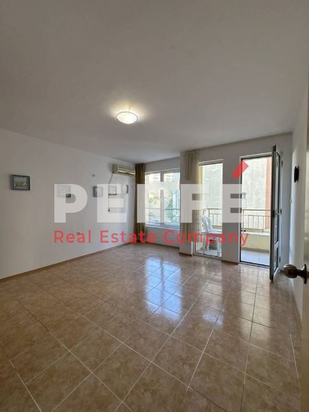 Продава се Двустаен апартамент в к.к. Слънчев бряг - 59 кв.м за 1272 €/кв.м - Снимка #2