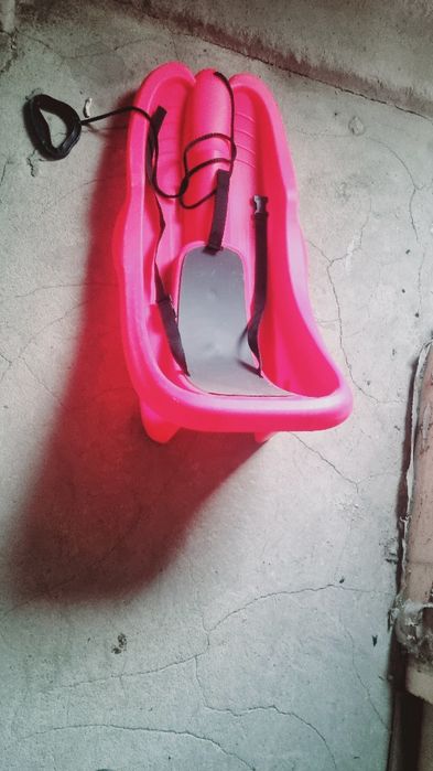 Продавам 4 бр.детски шаини