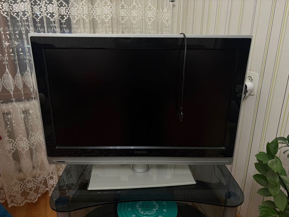 Продаётся телевизор в хорошем состоянии.