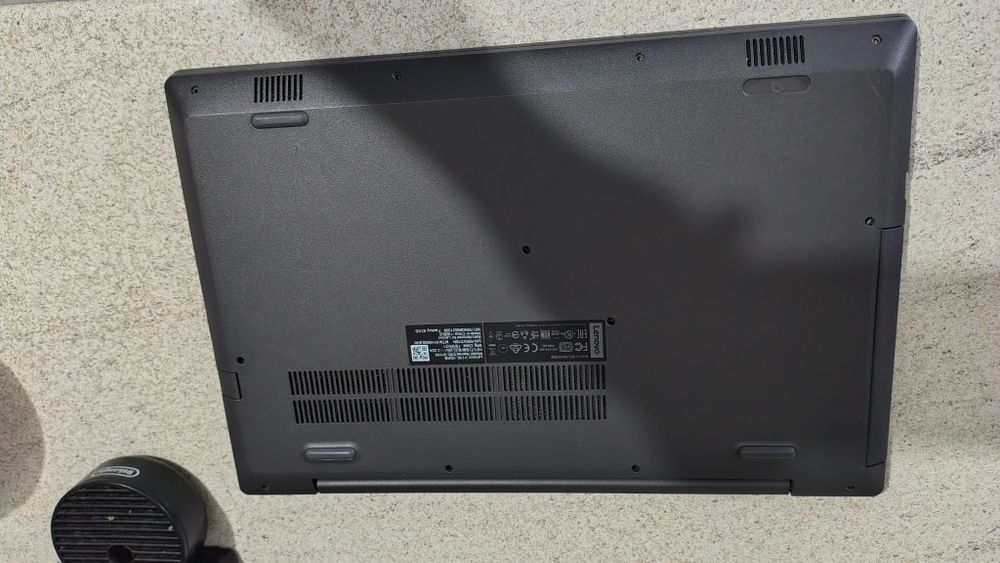 Laptop Lenovo bun
