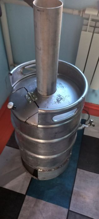 Титан нержавейкадан жасалган.