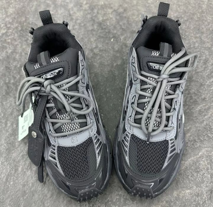 Off-White "Be Right Back