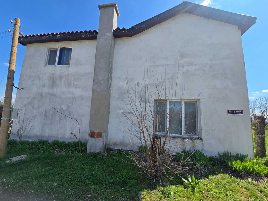 Продава се Къща в с. Златна нива, Област Шумен - 154 кв.м за 475 €/кв.м - Снимка #5