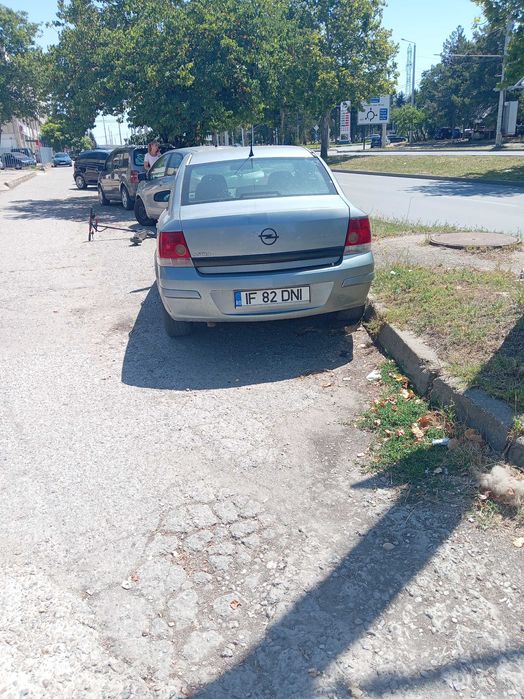 Опел Астра 1.6 105 коня