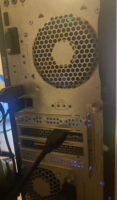 Calculator de gaming. Mioveni • OLX.ro