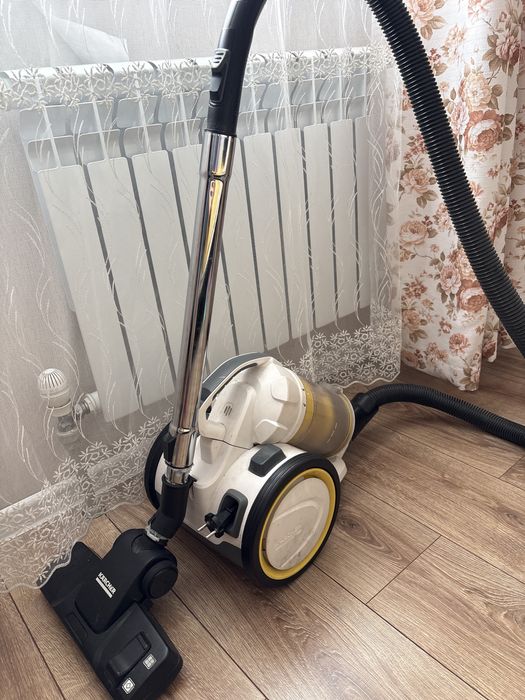 Продам пылесос karcher
