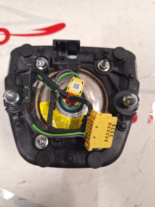 Волан с еърбег Tesla Model 3 Highland / Тесла Модел 3 2023г.