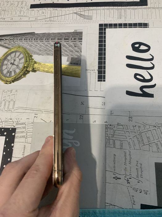 Iphone 11 pro  gold