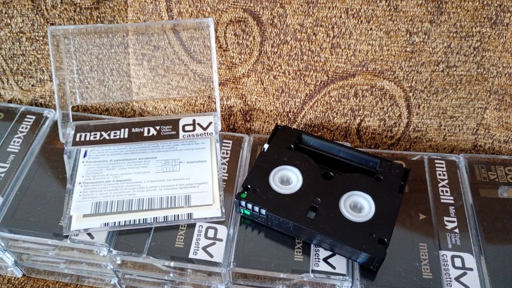 HDV - Професионална видеокамера