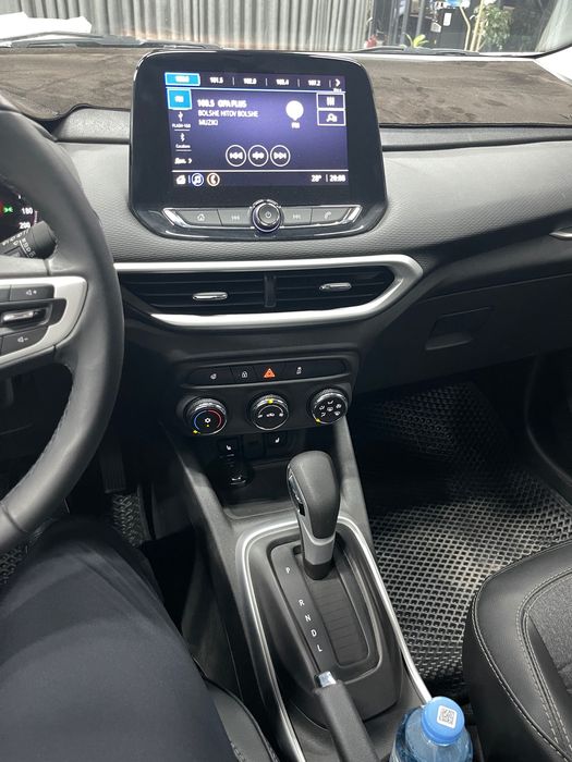 Tracker 2 LTZ avtomobil sotiladi !