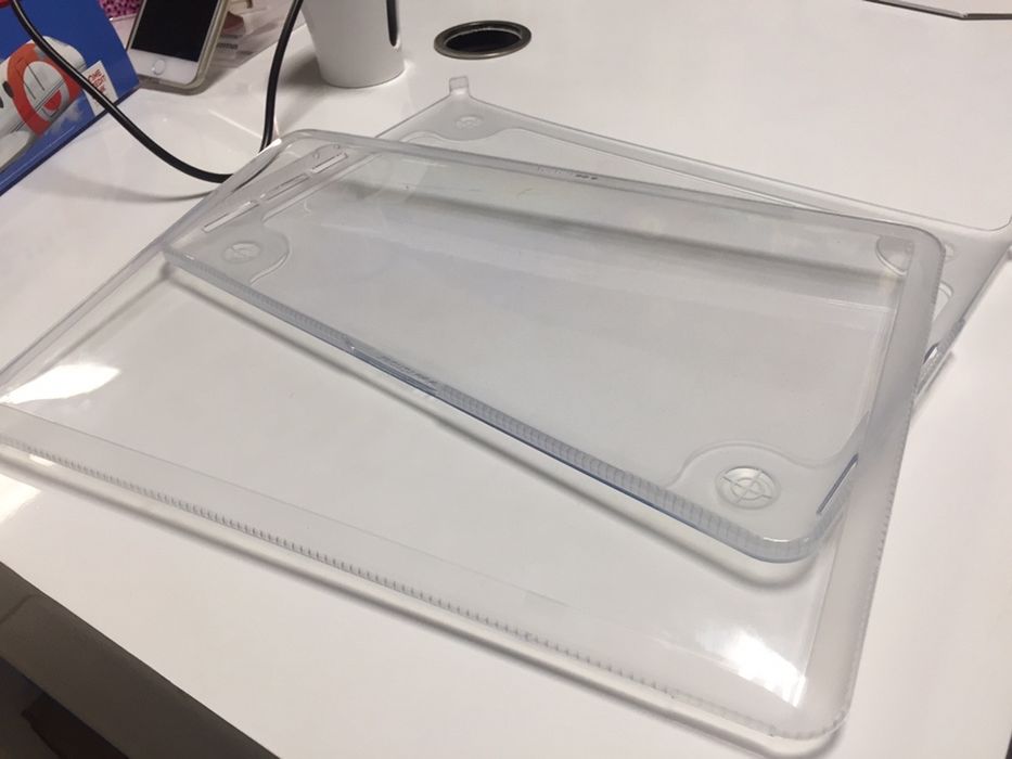 Чехол для Макбука