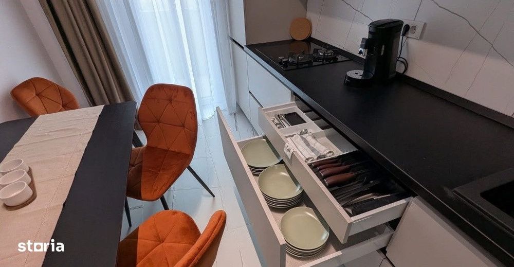 Apartament 2 camere, decomandat, 55mp, centrala, Kristal Residence