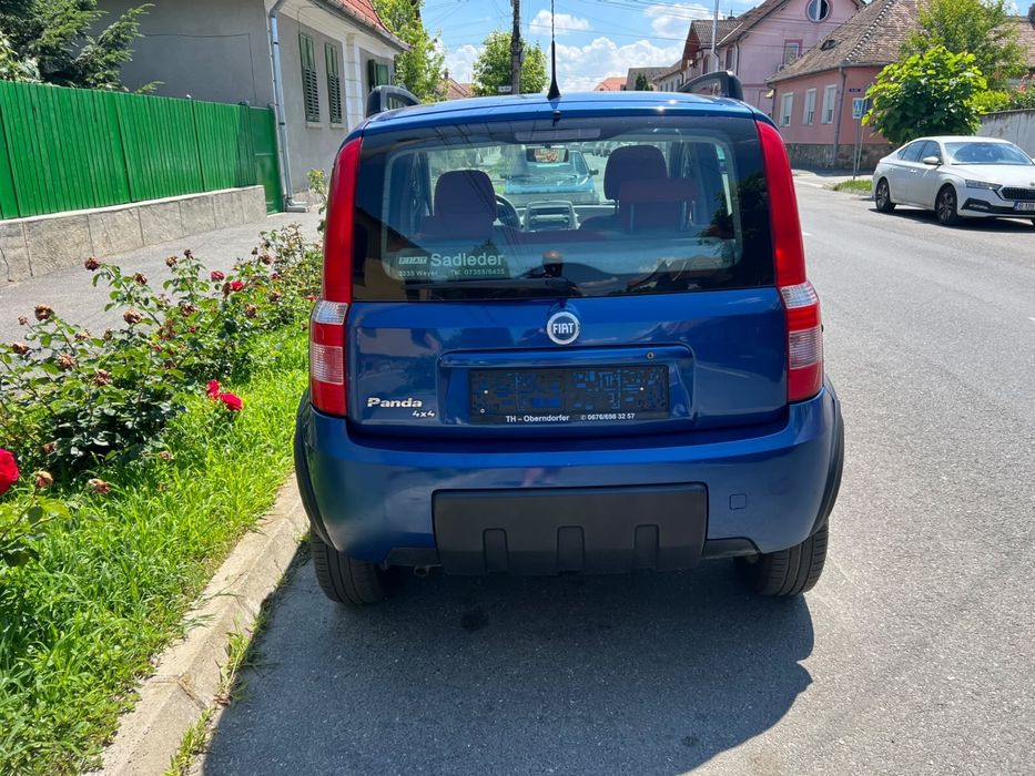 Fiat Panda 1.3 benzina / 4x4 /clima
