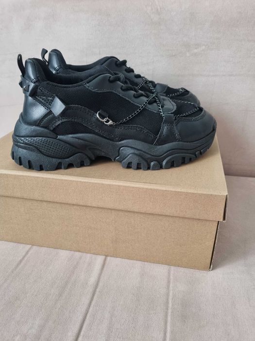 DeeZee Calvin Klein  QUAZI