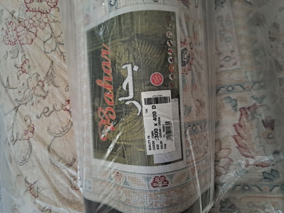 Продам два ковра