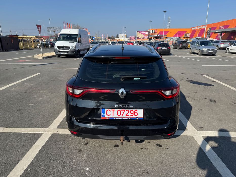 Renault megane 4 break 1.3 tce manual