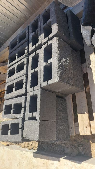 Продам рванный кирпич