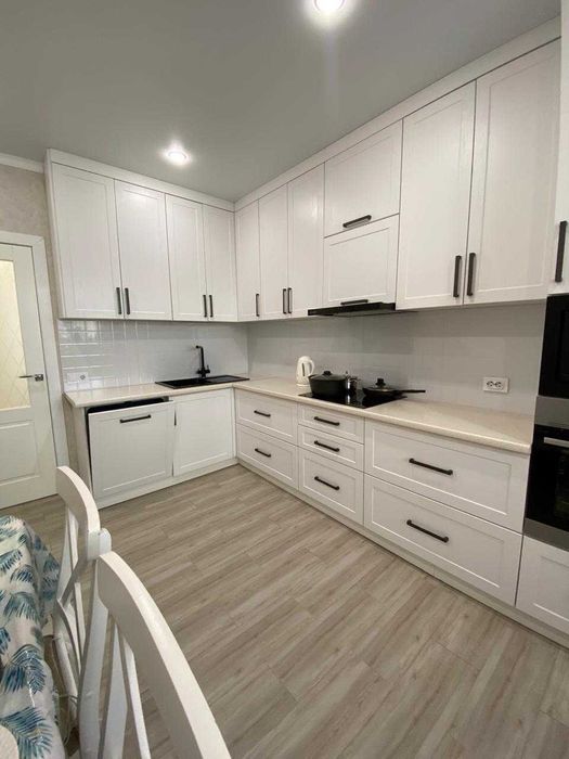 Продам 3-х комн квартиру 19 мкрн