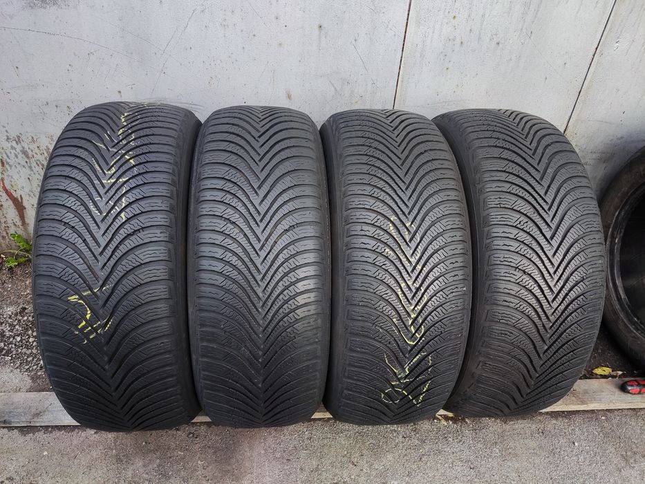 4бр зимни гуми 215/60/16 Michelin Alpin 5 
6.6 mm грайфер
dot21
Добро