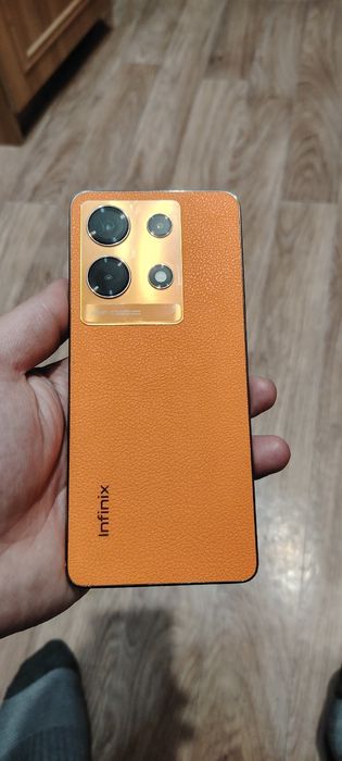 Продам  infinix note  30  8+5/256, NFC есть