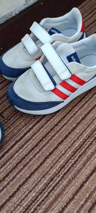 Adidasi baieti 33