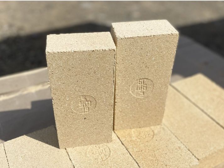 Продам кирпич огнеупорный