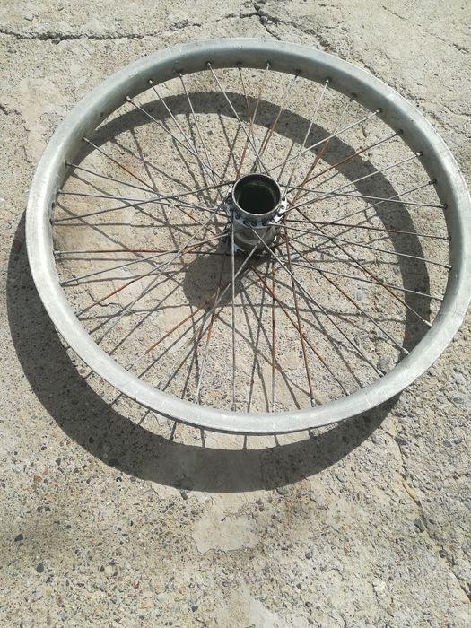 Продам колесо от камы