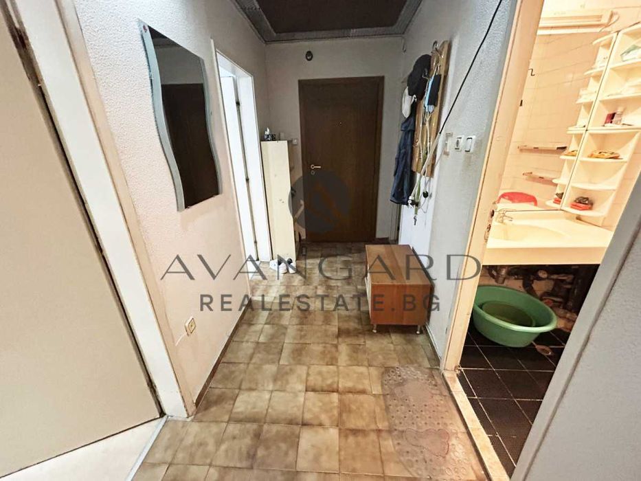 Продава се Тристаен апартамент в Пловдив, Кършияка - 68 кв.м за 1545 €/кв.м - Снимка #9