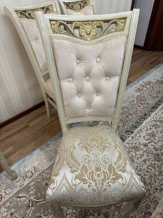 Продаются стулья недорого