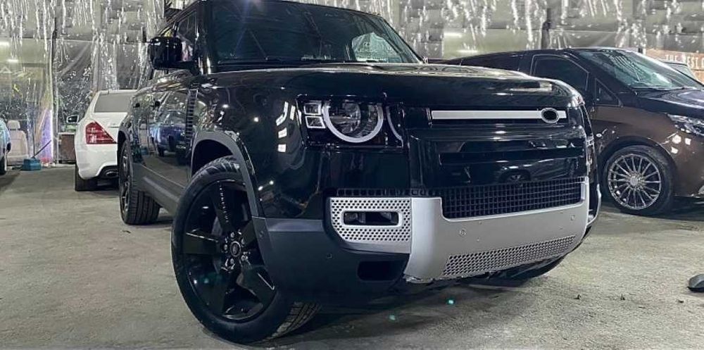 Pachet Exterior Land Rover Defender SUV L663 (2019-up) Negru Lucios